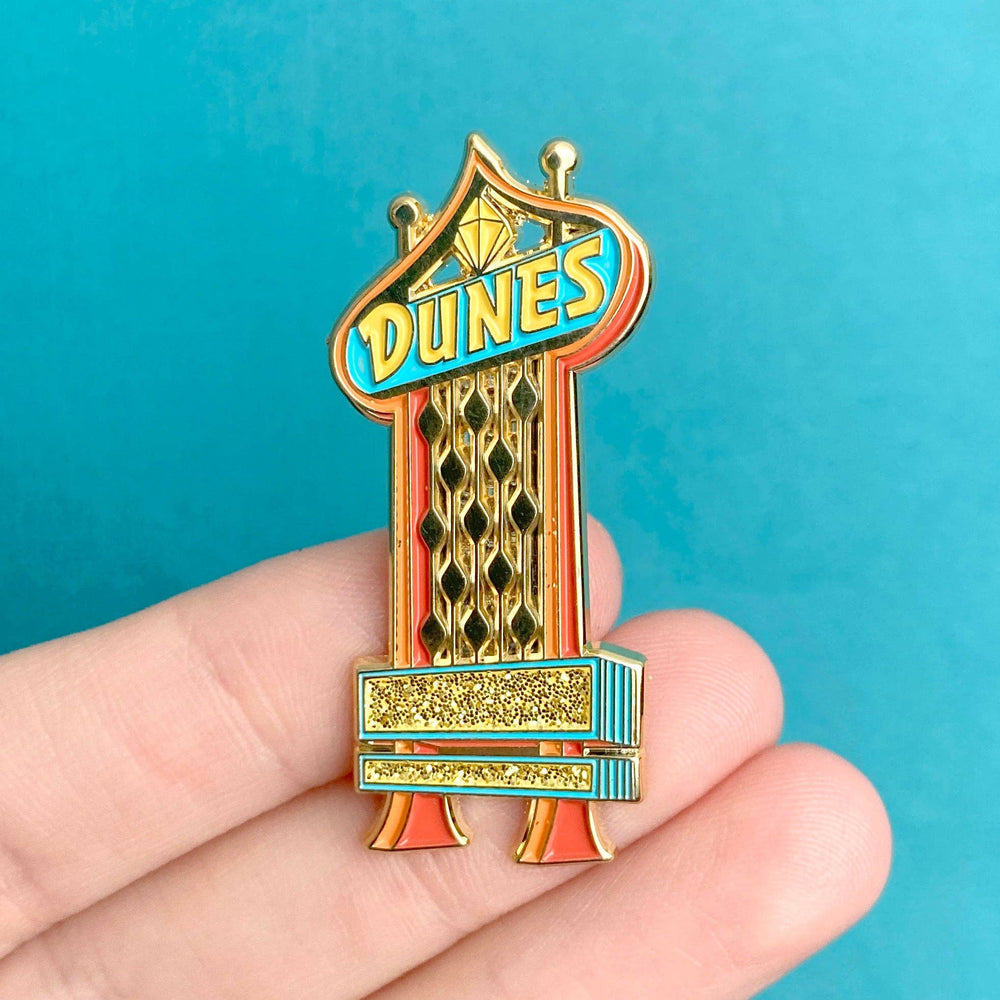 Dunes Pin